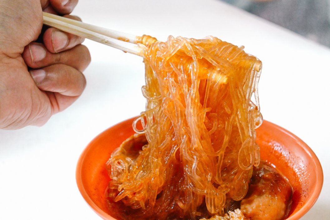 【台北美食】淡水文化阿給：在地人大推必吃周杰倫套餐，真理街排隊美食推薦/外帶 @女子的休假計劃
