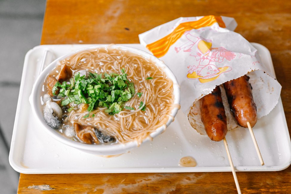 陳記專業蚵仔麵線｜生意超好萬華最強麵線，萬華龍山寺美食/外帶 @女子的休假計劃