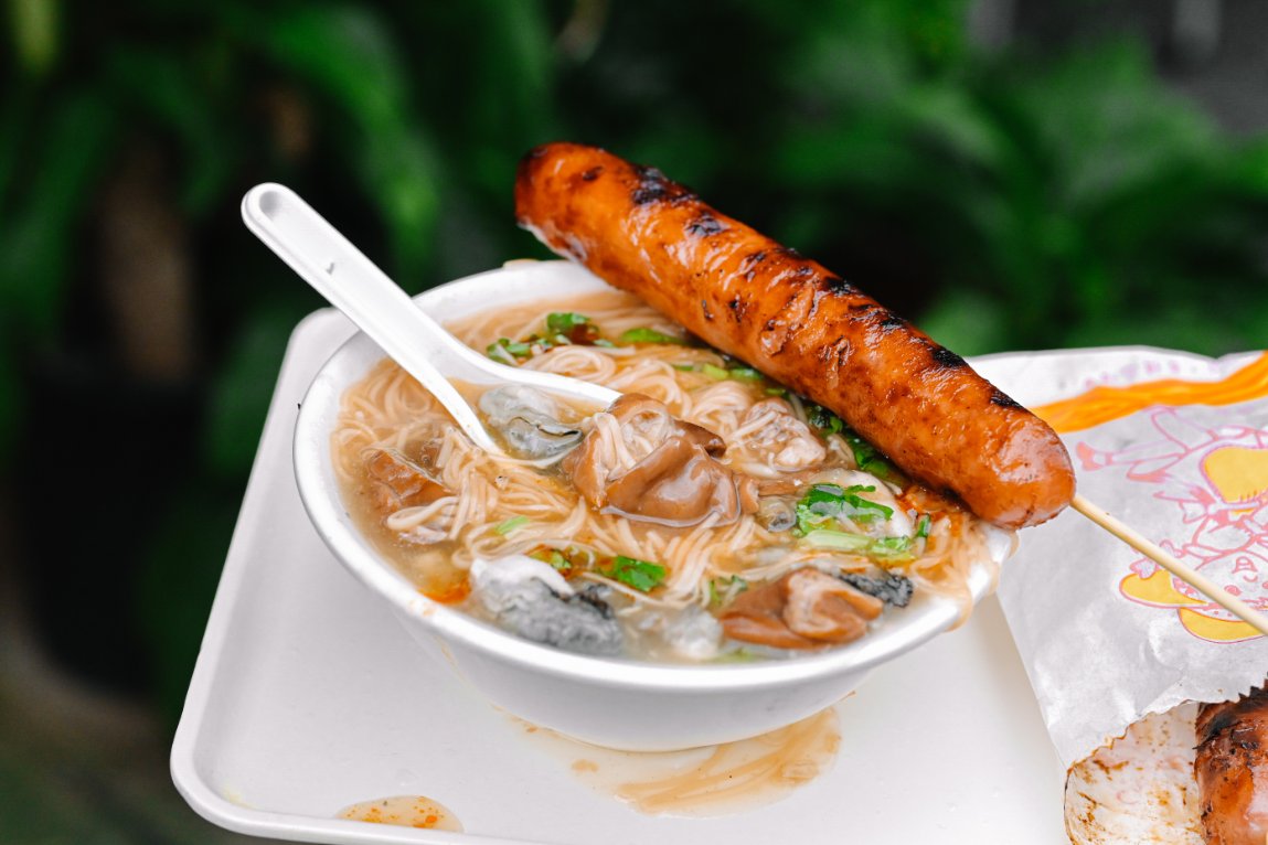 陳記專業蚵仔麵線｜生意超好萬華最強麵線，萬華龍山寺美食/外帶 @女子的休假計劃