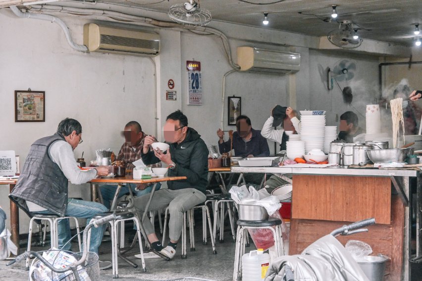 金華麵店｜台北老字號50年老店，激推雙醬麵(菜單) @女子的休假計劃