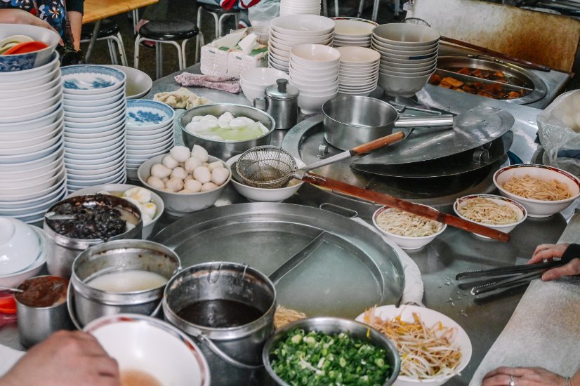 【古亭美食】金華麵店｜台北老字號50年老店，激推雙醬麵/菜單外帶 @女子的休假計劃