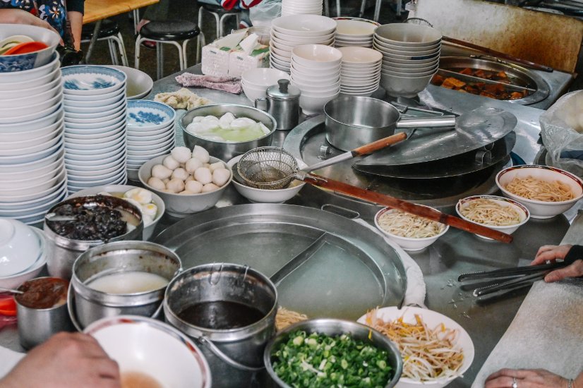 金華麵店｜台北老字號50年老店，激推雙醬麵(菜單) @女子的休假計劃