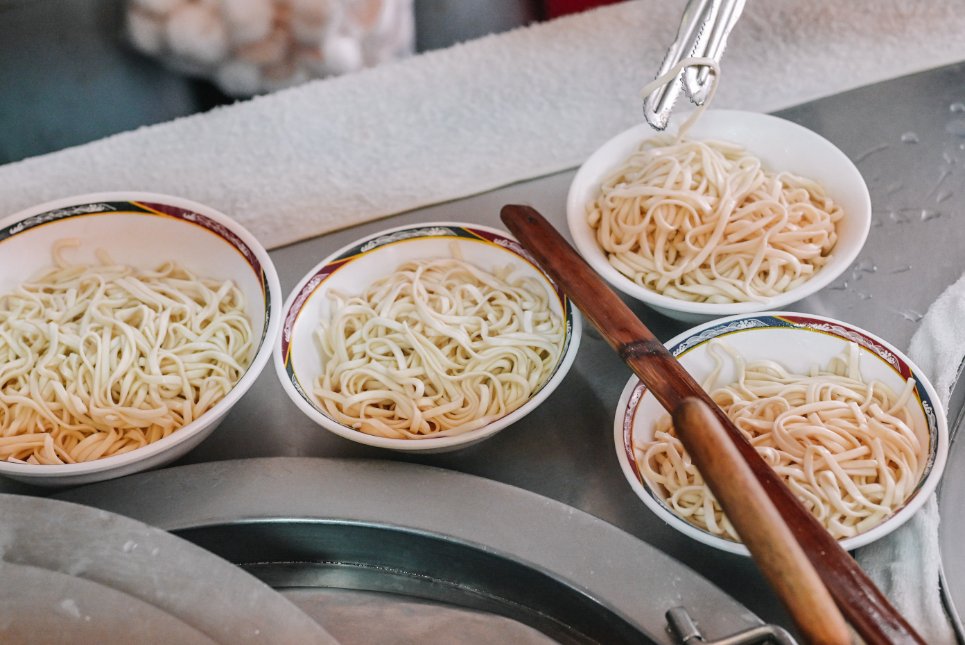 金華麵店｜台北老字號50年老店，激推雙醬麵(菜單) @女子的休假計劃