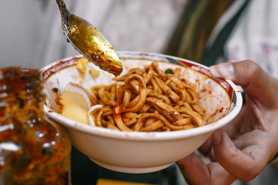 【古亭美食】金華麵店｜台北老字號50年老店，激推雙醬麵/菜單外帶 @女子的休假計劃