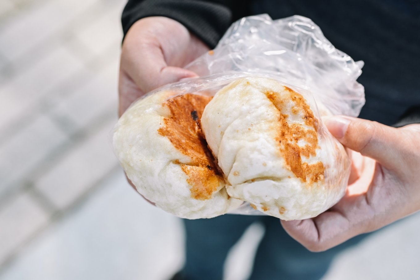 南門林記水煎包｜需拿號碼牌排隊美食，桃園南門市場美食/外帶 @女子的休假計劃