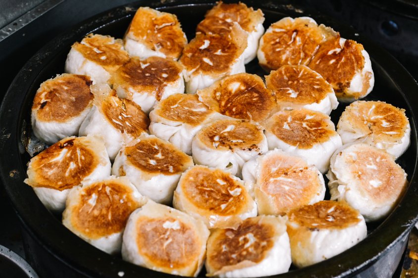南門林記水煎包｜需拿號碼牌排隊美食，桃園南門市場美食/外帶 @女子的休假計劃