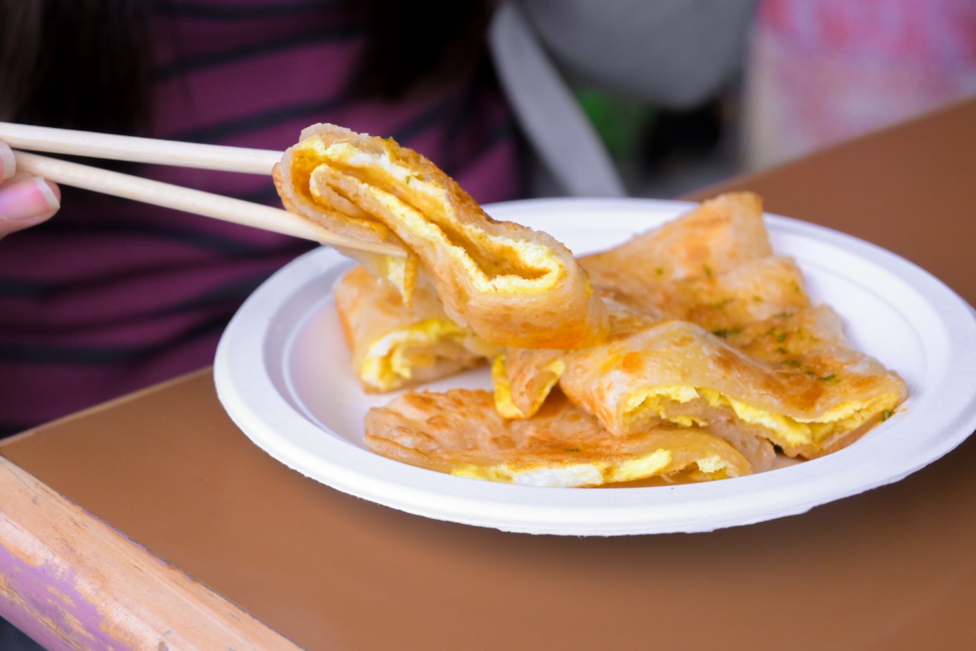 【花蓮美食】府前食坊，終極王道蔥油蛋餅非吃不可/花蓮早餐外帶 @女子的休假計劃