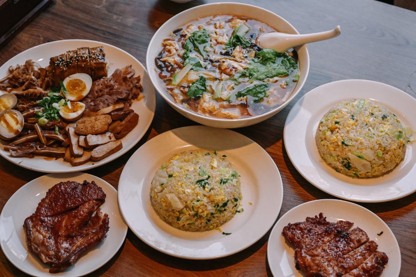 黑殿飯店右岸店｜50年老字號黑店排骨飯(菜單) @女子的休假計劃