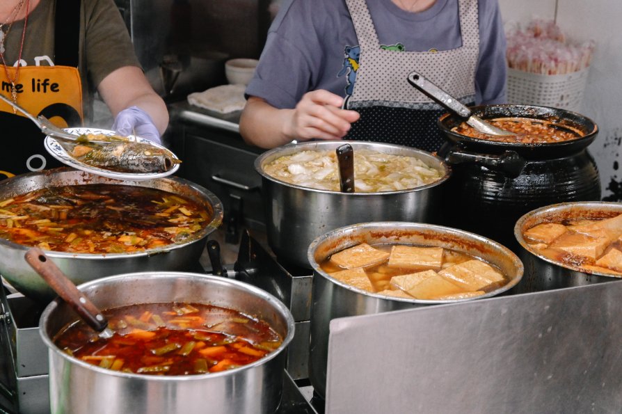 【三重美食】今大滷肉飯，評價破萬三重美食小吃(外帶) @女子的休假計劃