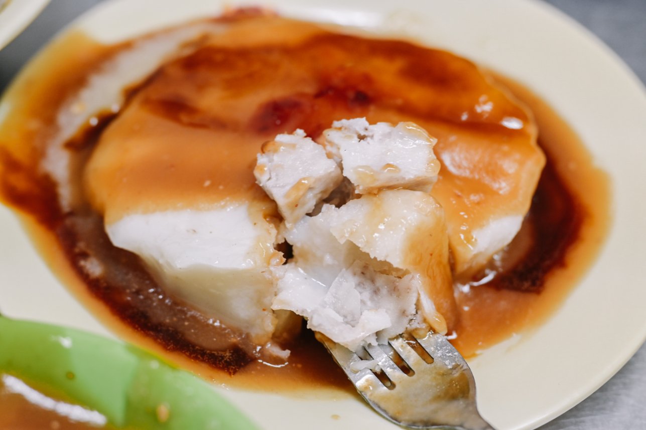 陳記肉圓油粿｜在地排隊美食小吃，三重台北橋站肉圓油粿肉粽四神湯推薦/外帶 @女子的休假計劃