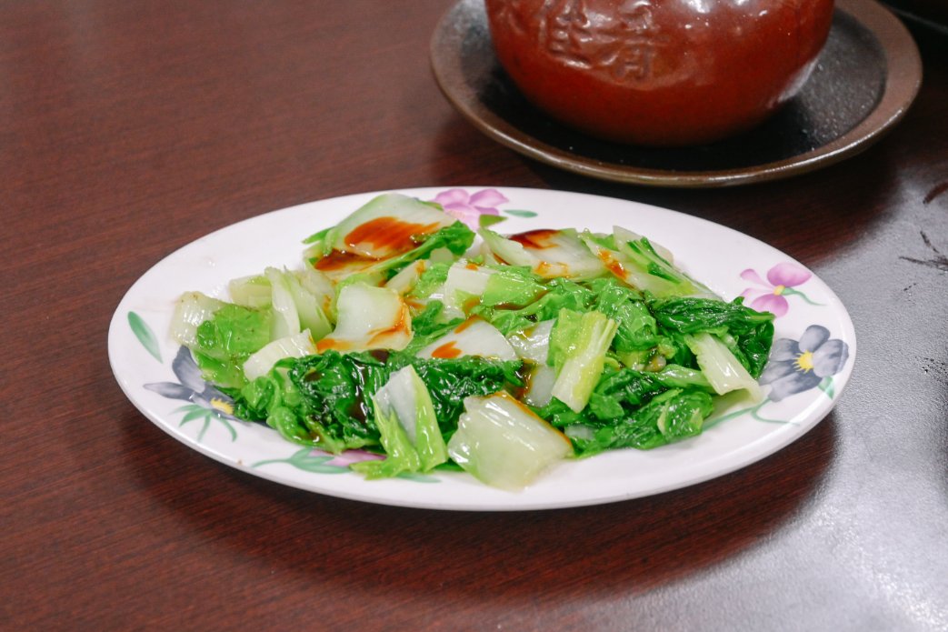 甕中甕炭火煨湯，傳統炭火12小時以上瓦罐煨湯(外帶) @女子的休假計劃