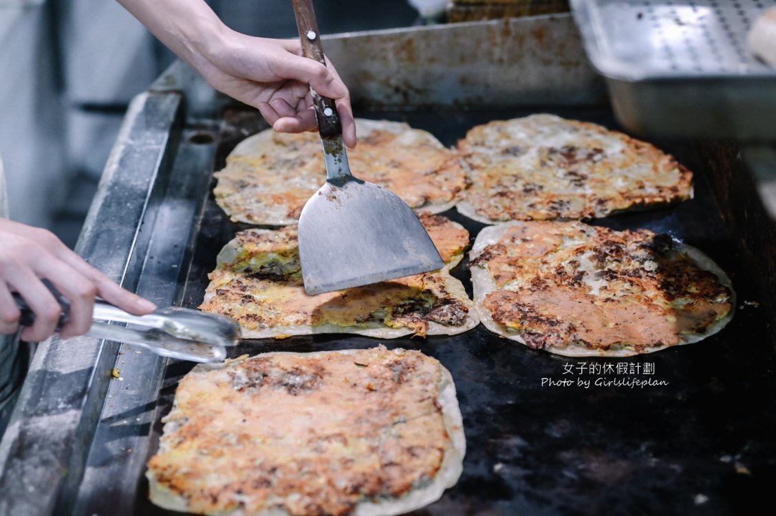 安徽妹子烙餅店 | 乾烙手工麵餅舖，每日新鮮現做手工美味出爐 /外帶 @女子的休假計劃