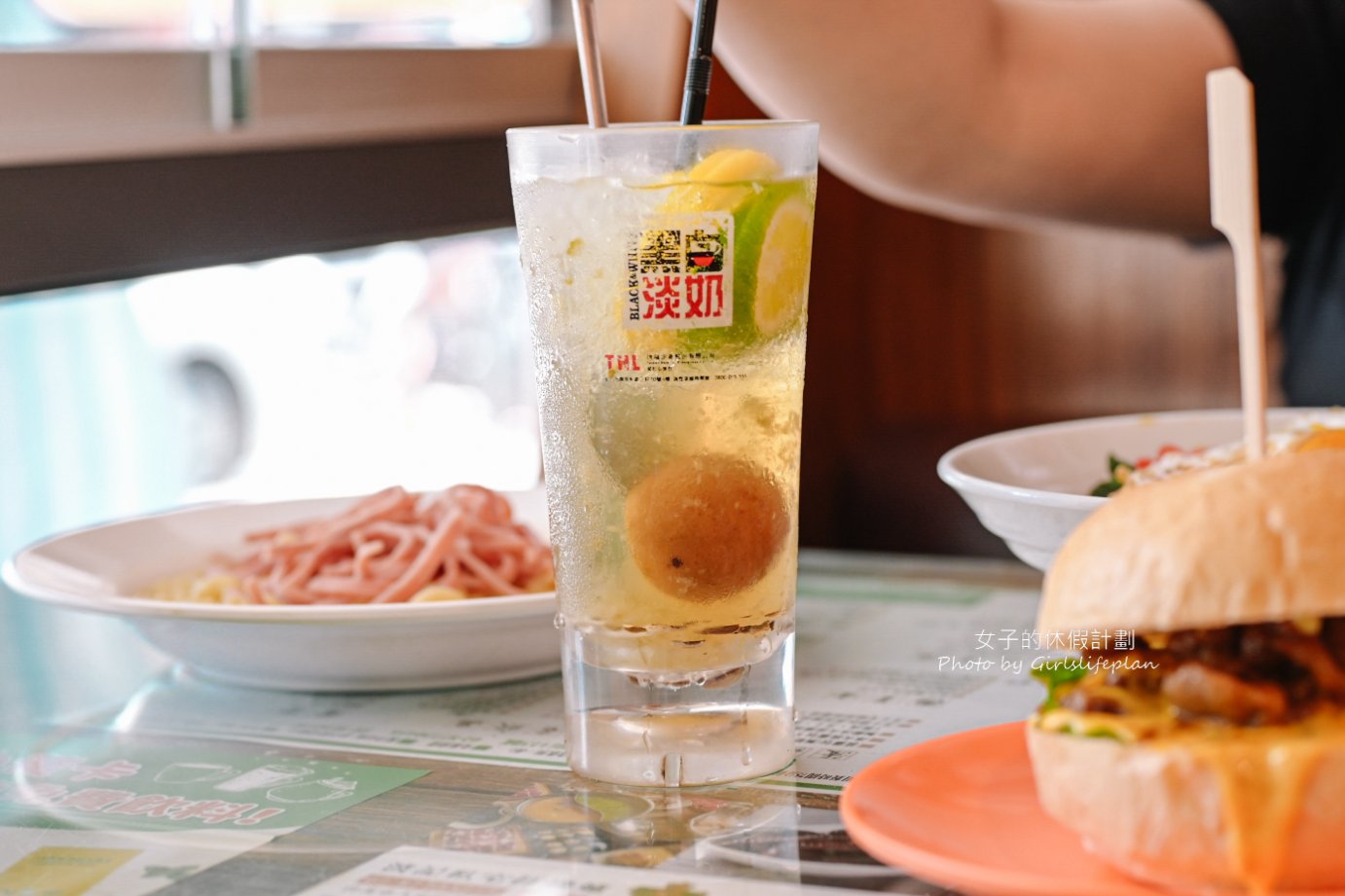 波記冰室 | 台北街頭復古港式茶餐廳，用餐不限時無10%服務費/外帶 @女子的休假計劃