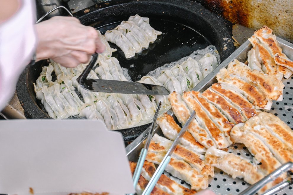 西門店小二，開店50年人氣小吃店！不到百元排骨飯人氣必吃/外帶 @女子的休假計劃