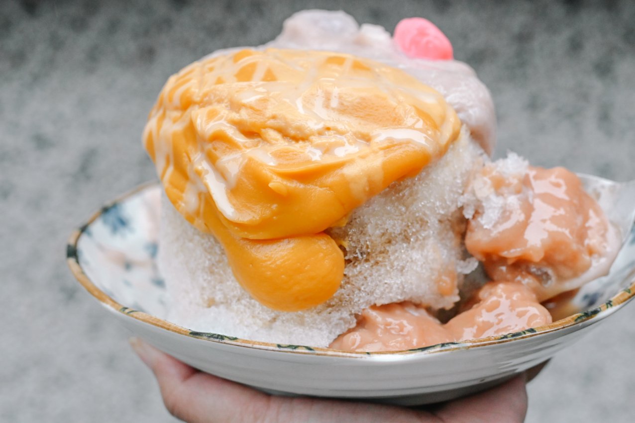 冰雪蔬蔬，超級芋頭牛奶冰芋泥土石流/捷運龍山寺萬華美食/外帶 @女子的休假計劃