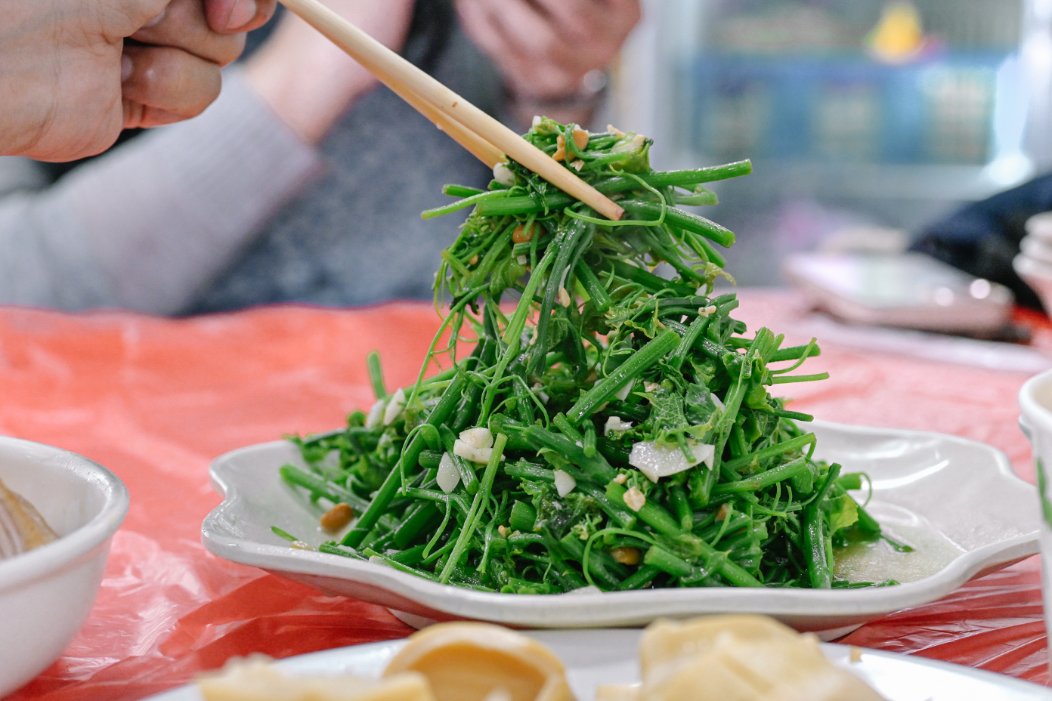 青菜園｜陽明山美食竹子湖土雞推薦，可訂位附停車場(外帶) @女子的休假計劃