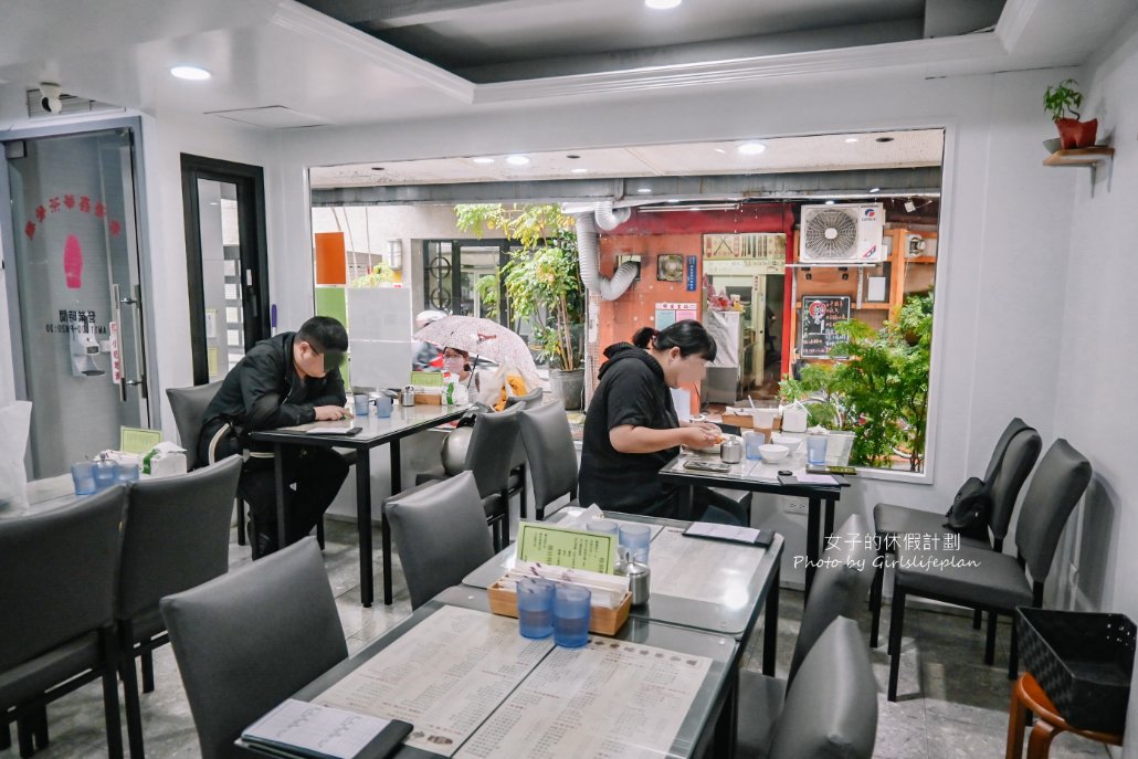 香港鑫華茶餐廳｜香港人開超道地港式茶餐廳(外帶) @女子的休假計劃