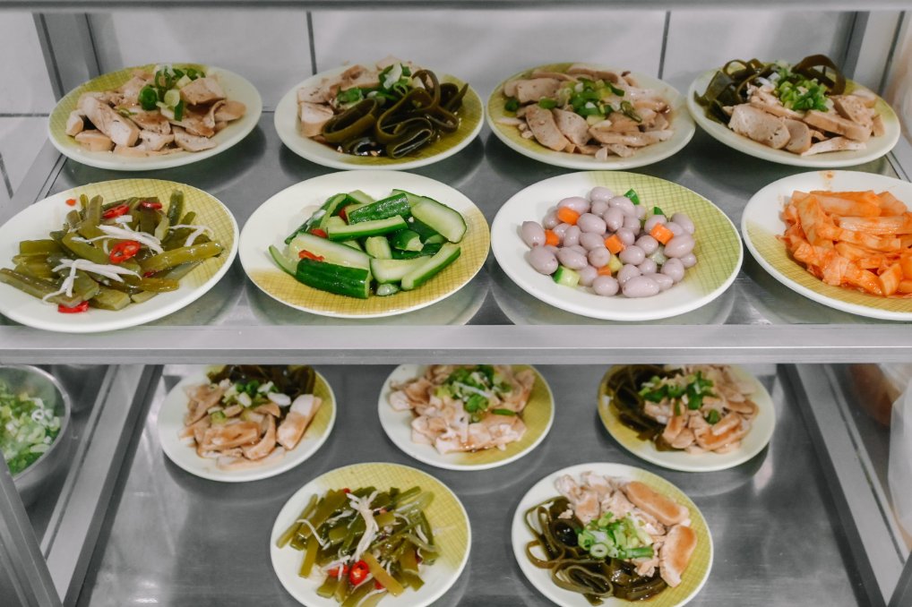 潮州街林記牛肉麵｜巷弄內低調美食可續湯，老饕常客一周吃三次(外帶) @女子的休假計劃