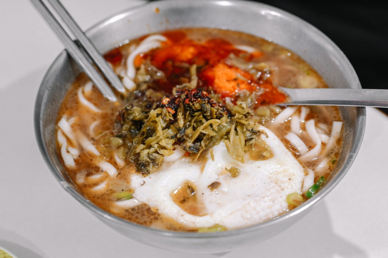 潮州街林記牛肉麵｜巷弄內低調美食可續湯，老饕常客一周吃三次(外帶) @女子的休假計劃