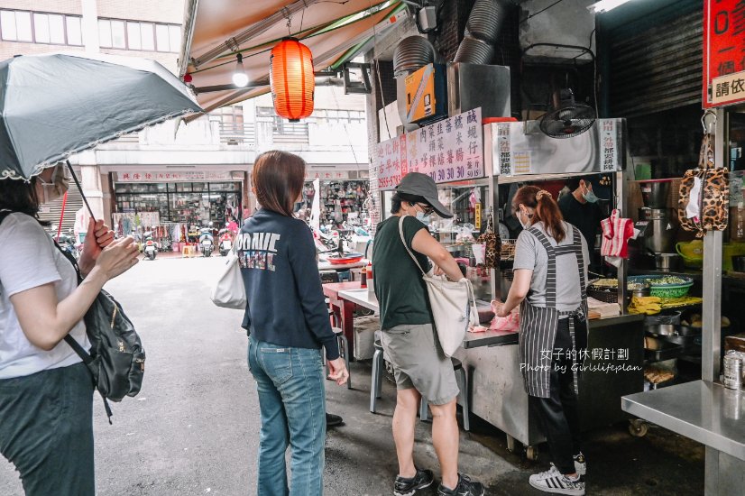 迪化街古早味蚵嗲｜大稻埕永樂市場周邊排隊美食(外帶) @女子的休假計劃