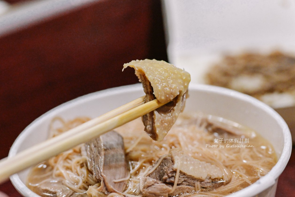 香霖當歸鴨，賣到凌晨宵夜美食！一碗50元的當歸鴨40元炒米血人氣必吃/外帶 @女子的休假計劃