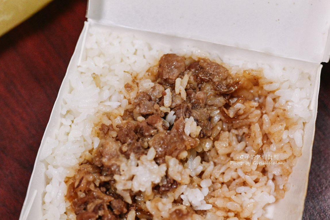 香霖當歸鴨，賣到凌晨宵夜美食！一碗50元的當歸鴨40元炒米血人氣必吃/外帶 @女子的休假計劃