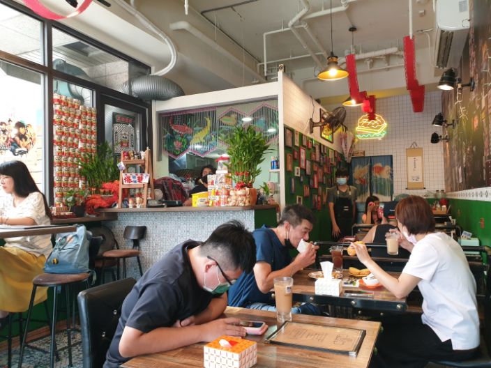 浪人情歌：走進偽出國香港茶餐廳/江子翠美食/外帶 @女子的休假計劃