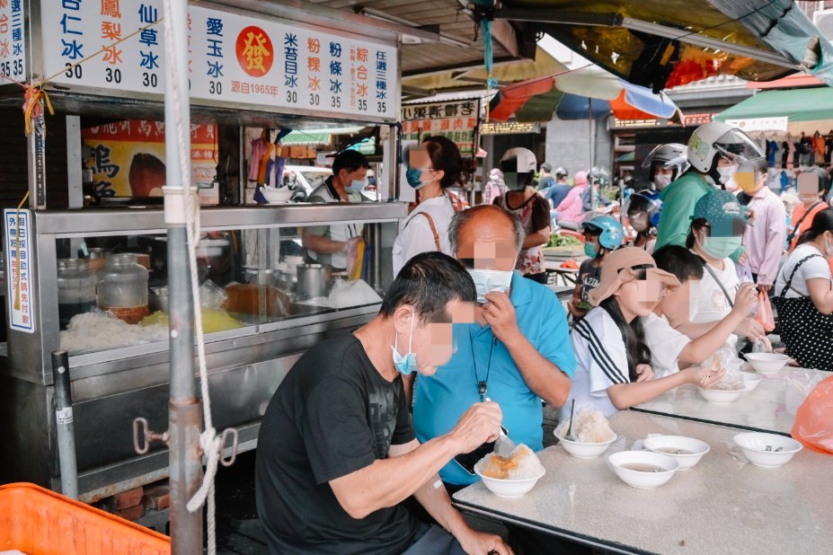 【彰化鹿港美食】發記粉粿冰，在地人都吃這間古早味粉粿冰每碗30元，排隊美食人氣必吃/外帶 @女子的休假計劃