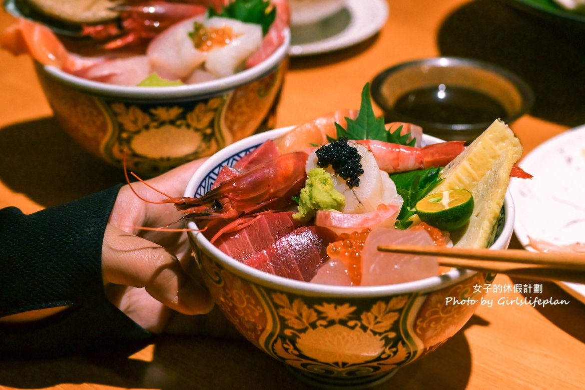 漁師小料理 | 生魚片海鮮丼飯超推薦，點丼飯免費送你味噌魚湯，可單點也可無菜單料理/桃園美食 @女子的休假計劃