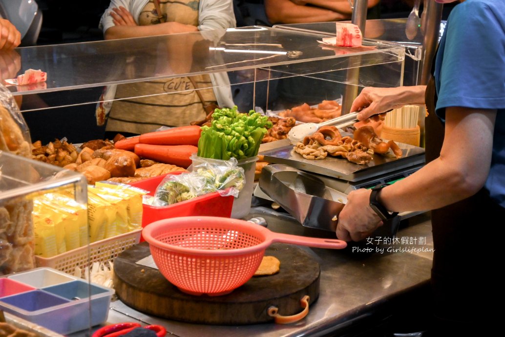 蛋白滷味 | 三重排隊美食，滷蛋白絕對是人氣必吃(外帶) @女子的休假計劃