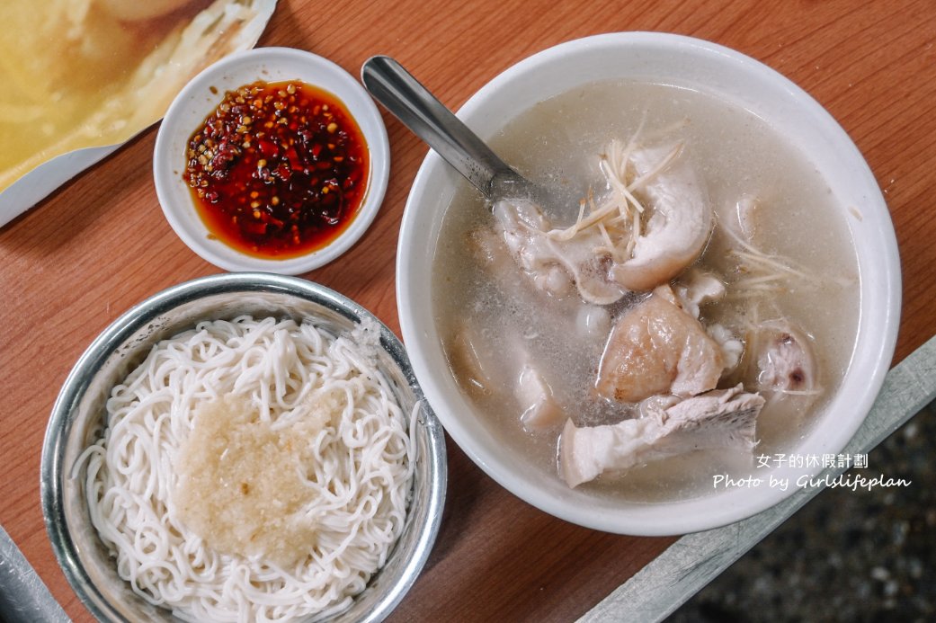 許仔豬腳麵線｜大稻埕美食推薦韓國白鍾元街頭美食鬥士(外帶) @女子的休假計劃