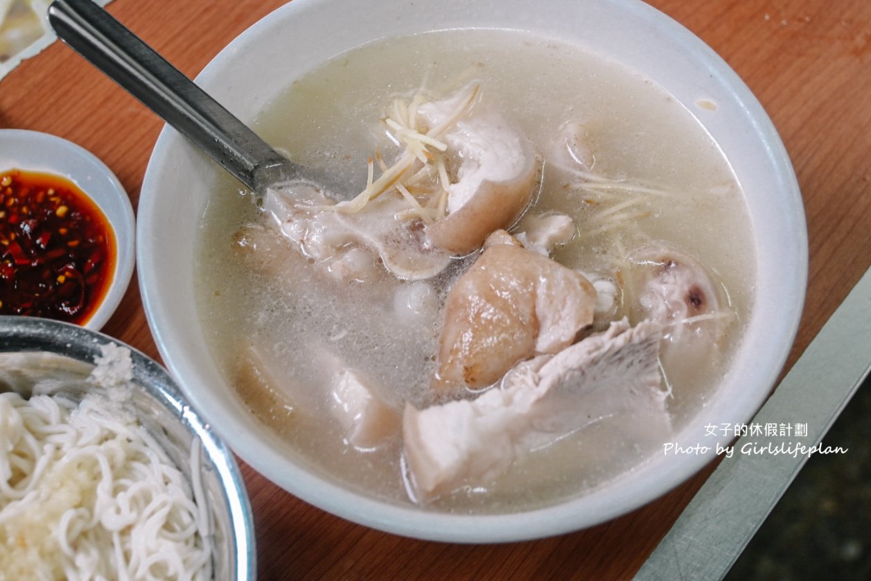 許仔豬腳麵線｜大稻埕美食推薦，韓國白鍾元街頭美食鬥士(外帶) @女子的休假計劃