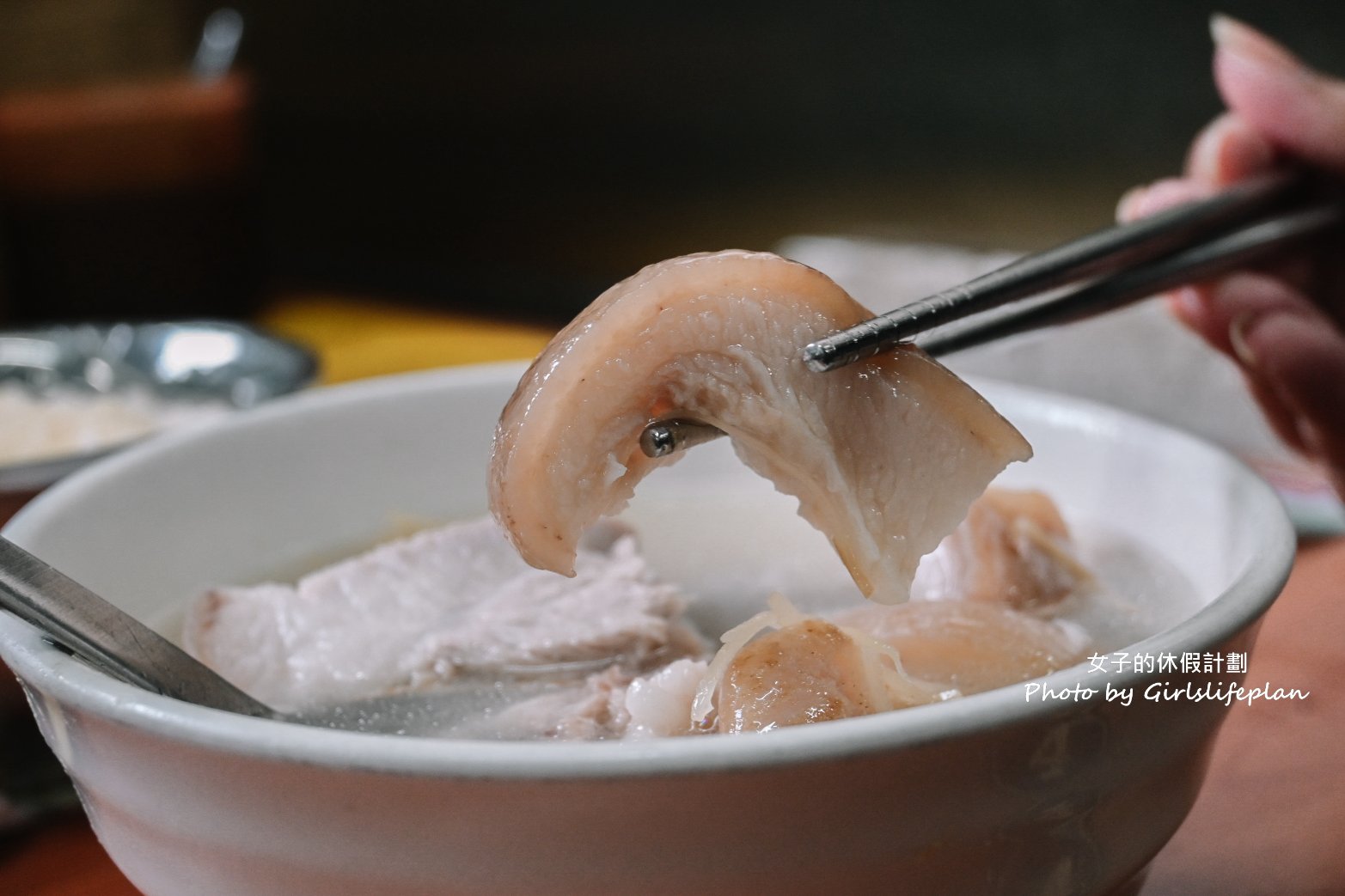 許仔豬腳麵線｜大稻埕美食推薦，韓國白鍾元街頭美食鬥士(外帶) @女子的休假計劃