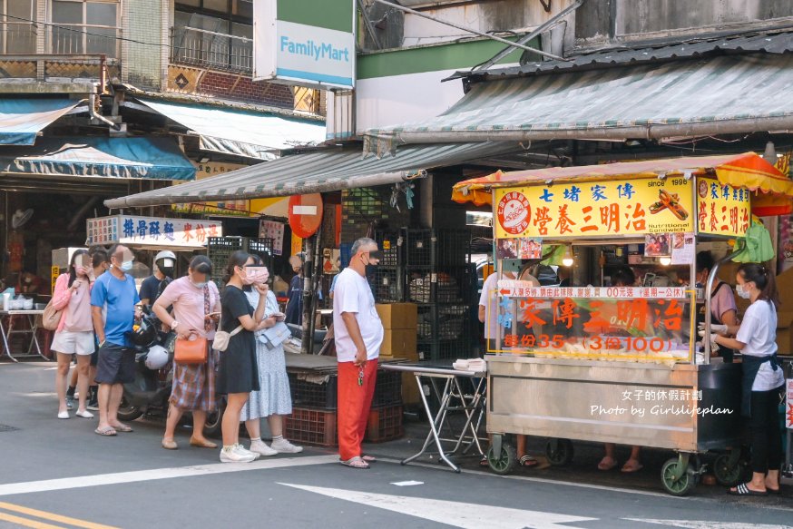 七堵家傳營養三明治｜人氣超夯排隊美食(外帶) @女子的休假計劃