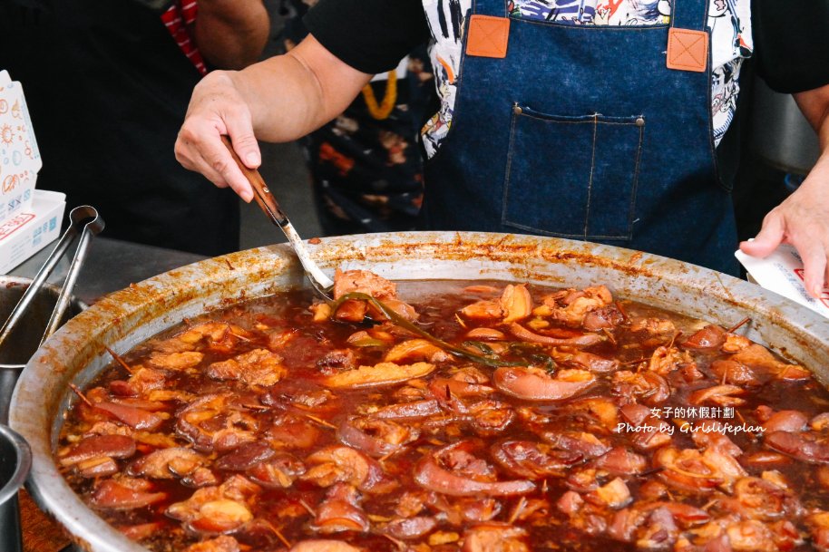 東興市魯肉義，鄉民激推從早上11點營業到凌晨五點超人氣滷肉飯店，酸菜免費吃到飽/外帶 @女子的休假計劃