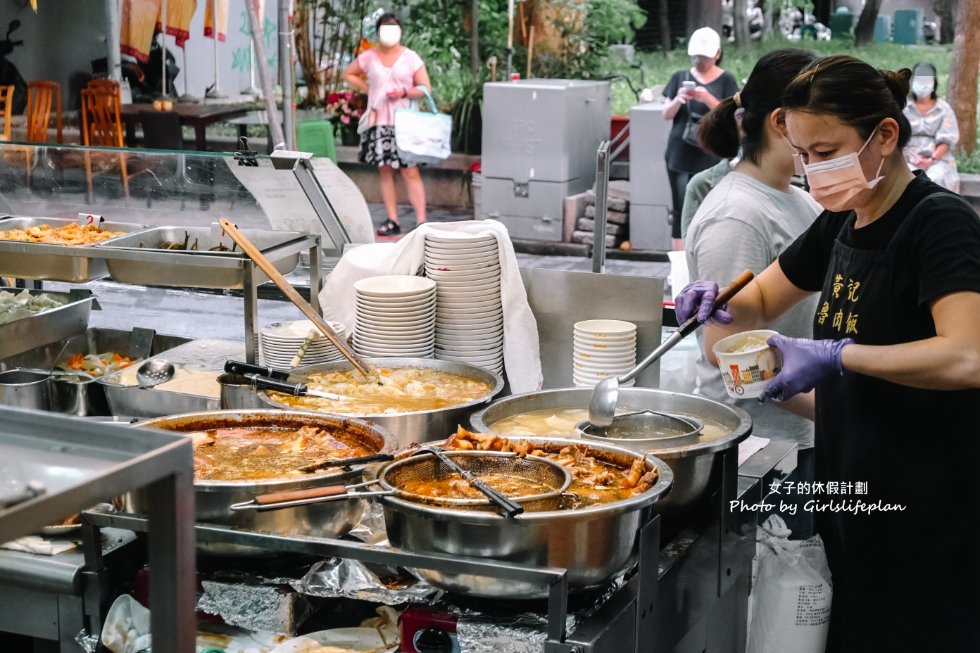 黃記魯肉飯｜亞洲之粹亞洲50最佳餐廳，超強排隊美食30年老店(外帶) @女子的休假計劃