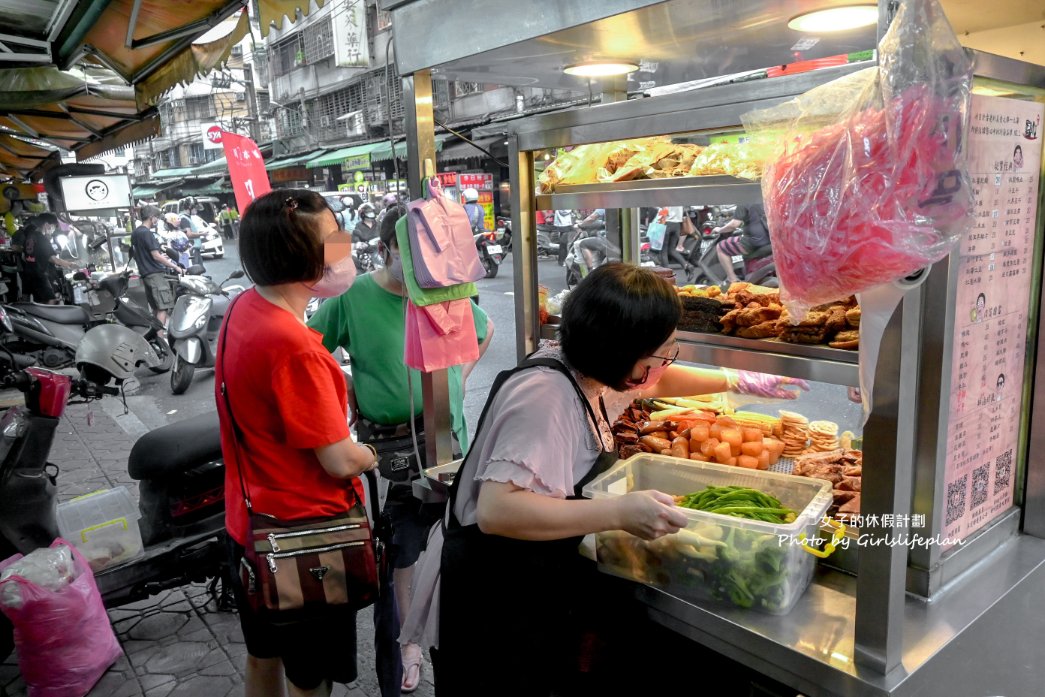 秘醬滷味土城店 | 祖傳秘方百年滷汁特製秘醬冷滷味10元起，最貴不超過40元夏天吃最對味 /外帶 @女子的休假計劃