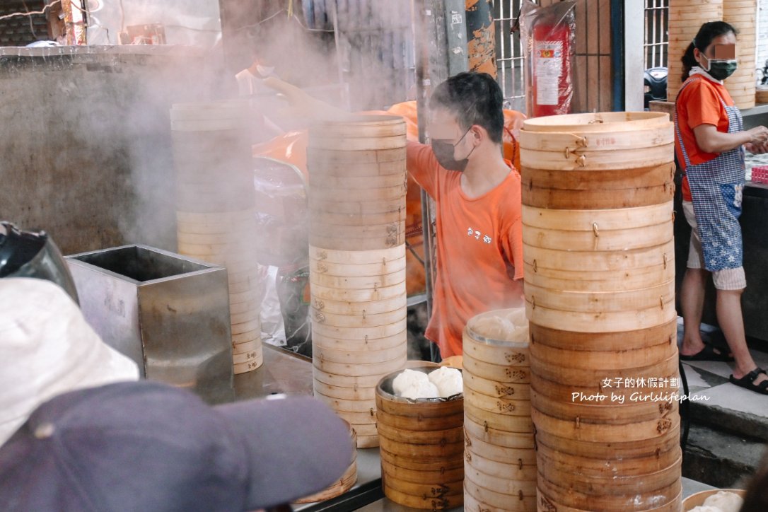 智光上海鮮肉包｜老麵肉包菜包18元買十送一(外帶) @女子的休假計劃