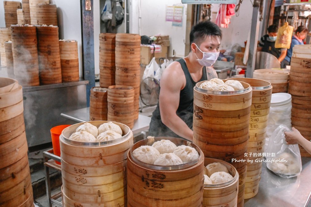 智光上海鮮肉包｜老麵肉包菜包18元買十送一(外帶) @女子的休假計劃