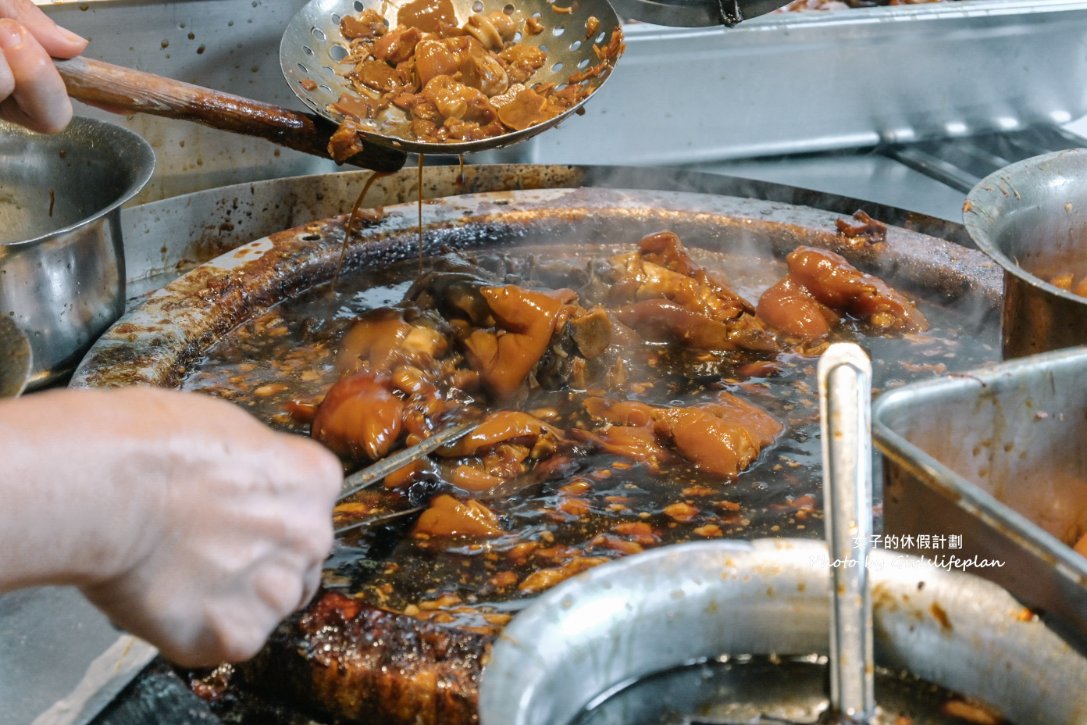 富霸王豬腳｜四平商圈排隊人氣美食(外帶) @女子的休假計劃