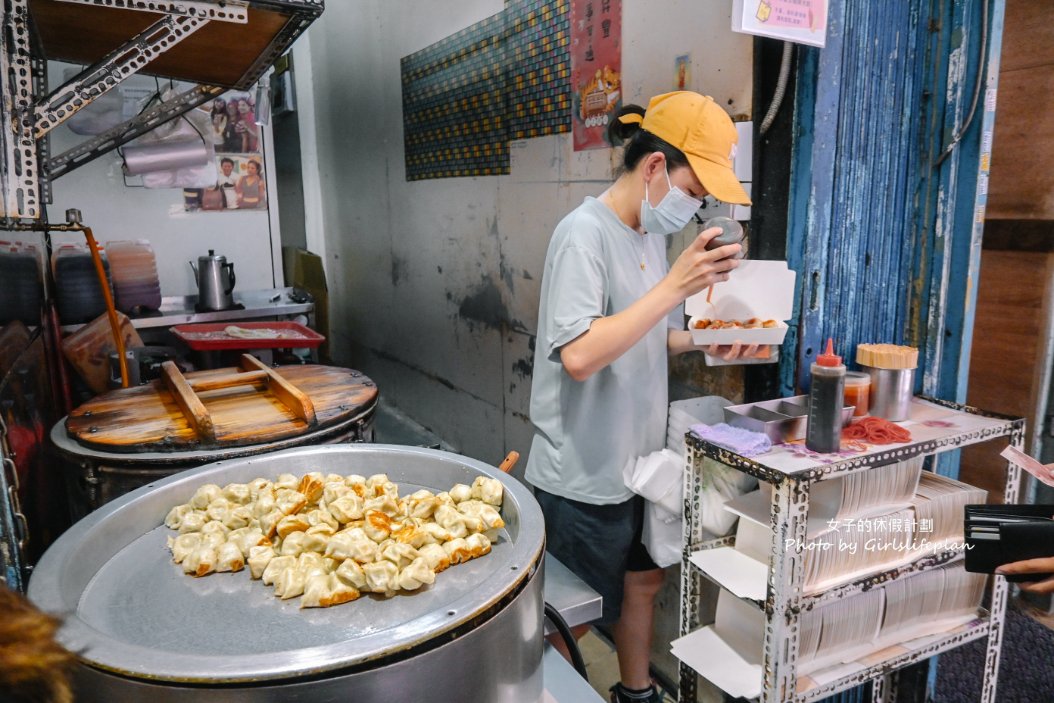 阿仁福州包，皮薄餡多一顆五元福州包超唰嘴點心/外帶 @女子的休假計劃