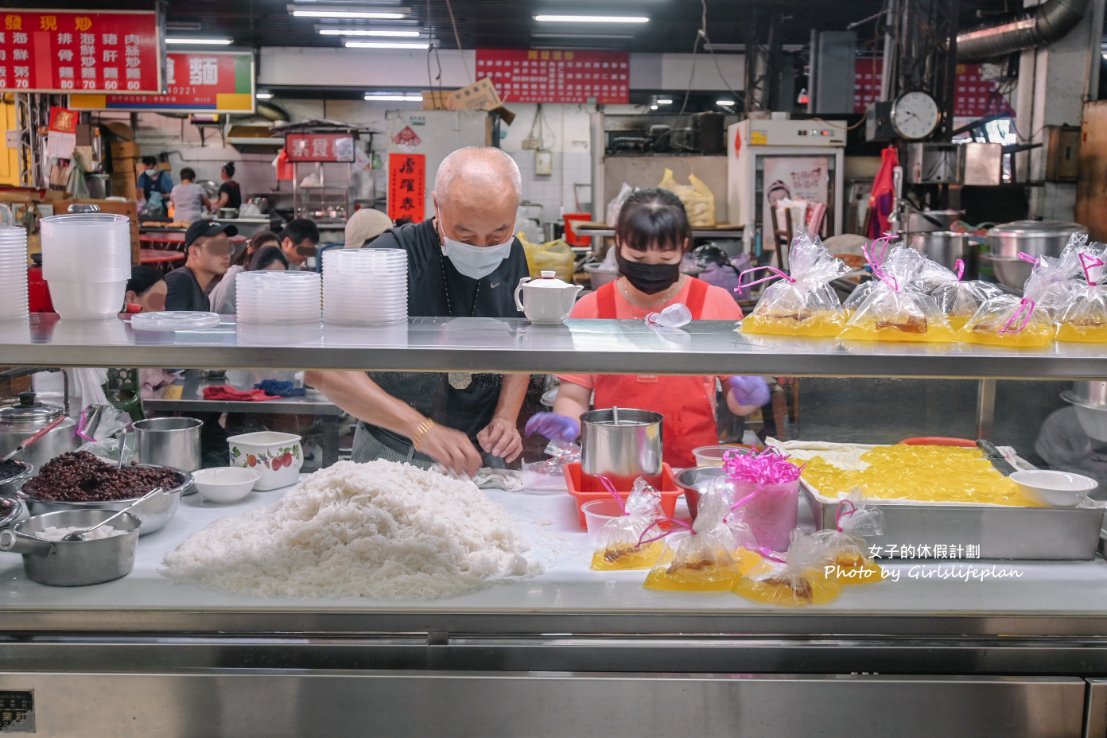 台中美食｜承記米苔目，超過60年老店古早味市場美食，夏日限定任選4種料粉粿手工米苔目一碗35元/外帶 @女子的休假計劃