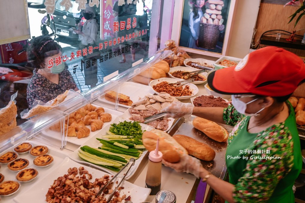 越南法國麵包工藝｜法國麵包30元買10送一(外帶) @女子的休假計劃