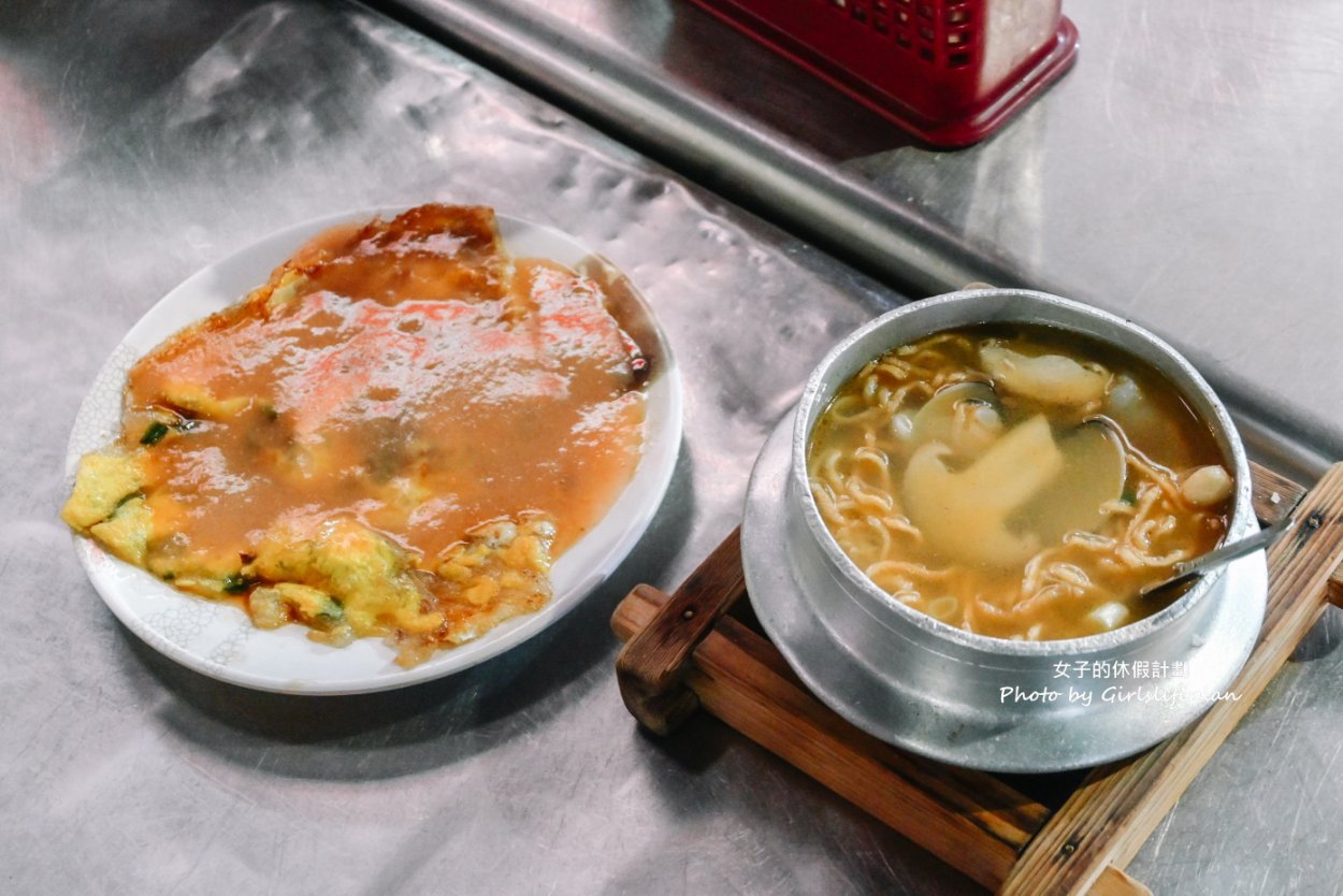 珍珍蚵仔煎海產粥｜開到凌晨4點文化夜市深夜美食(外帶) @女子的休假計劃