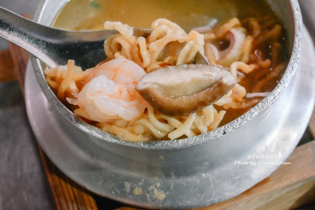 珍珍蚵仔煎海產粥｜開到凌晨4點文化夜市深夜美食(外帶) @女子的休假計劃