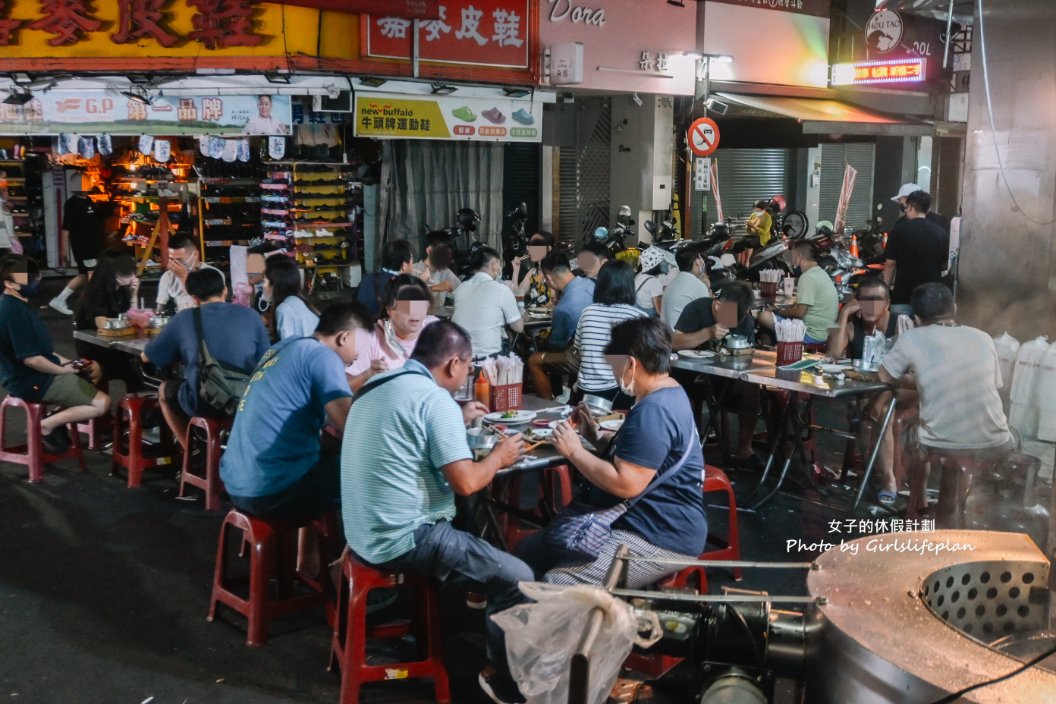 珍珍蚵仔煎海產粥｜開到凌晨4點文化夜市深夜美食(外帶) @女子的休假計劃