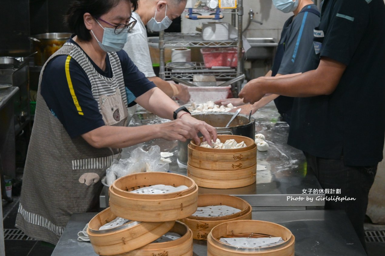 板橋小籠包｜營業至凌晨一點會爆汁小籠包/湳雅夜市美食(外帶) @女子的休假計劃