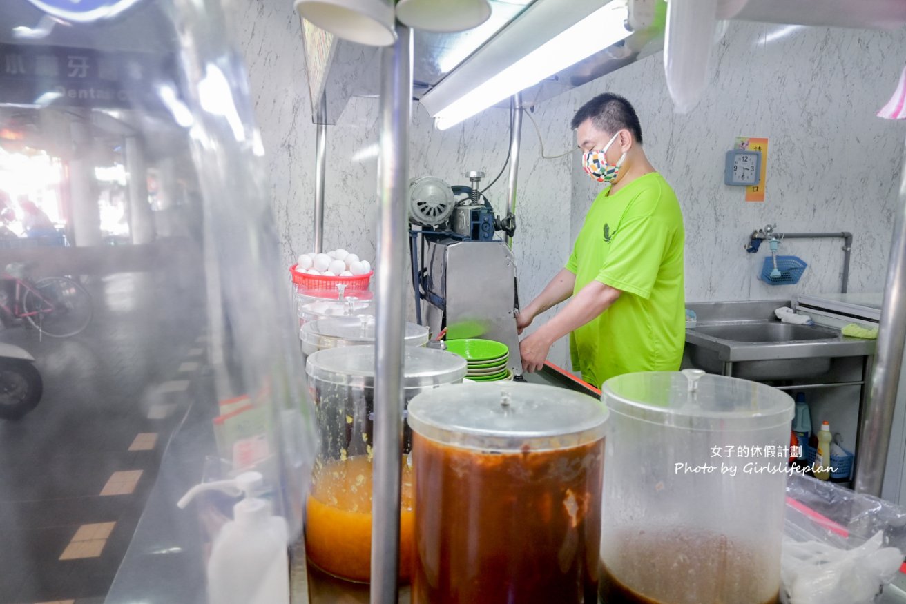 【台北美食】士林泡泡冰：40年老店！不在士林的士林泡泡冰，傳統古早味一杯40元，手打吃起來就是不一樣/外帶 @女子的休假計劃