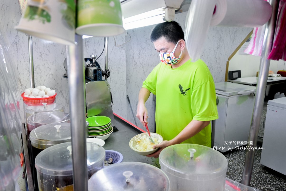 【台北美食】士林泡泡冰：40年老店！不在士林的士林泡泡冰，傳統古早味一杯40元，手打吃起來就是不一樣/外帶 @女子的休假計劃