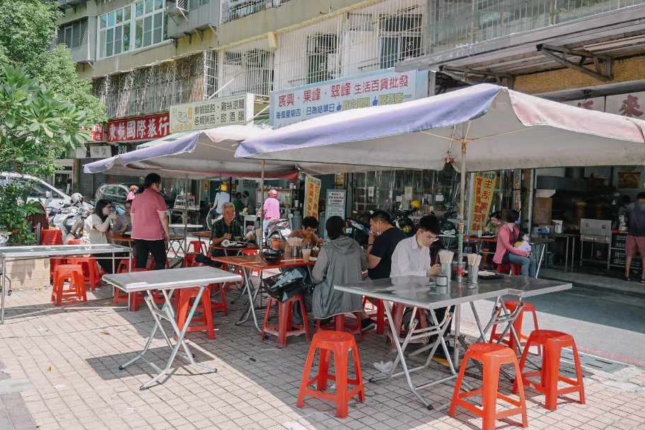 寬來順早餐店｜果貿市場超人氣排隊美食，12元肉包最受歡迎(外帶) @女子的休假計劃